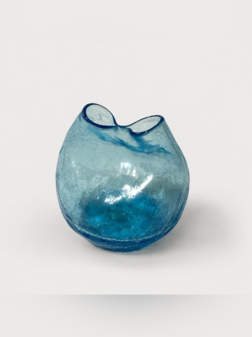 Vintage MCM Blenko Glass Co blue crackled pinched glass vase